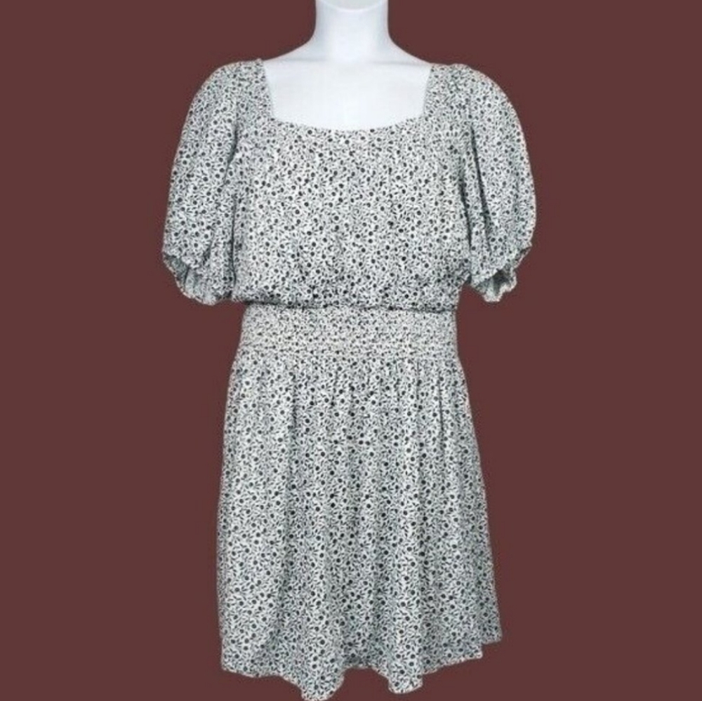 Old Navy Womens Short Sleeve Floral Smocked Waist Dress Size 2X NWT